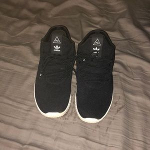 Adidas shoes worn once